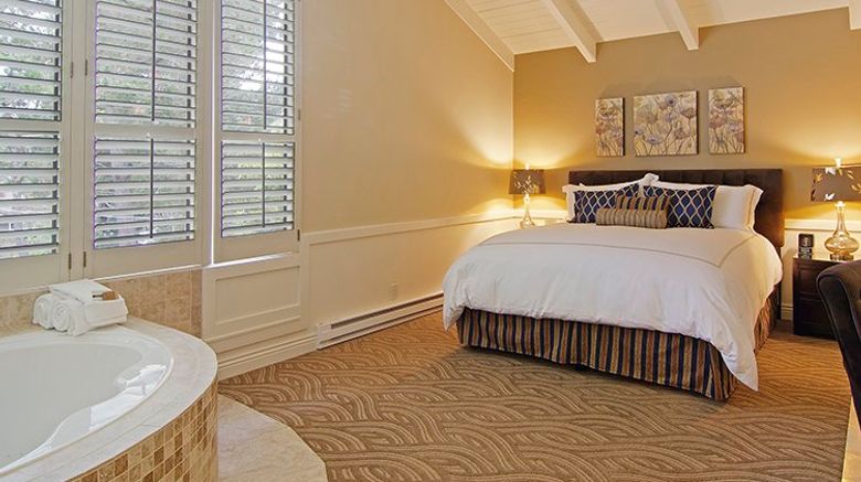 <b>Carriage House Inn Room</b>. Images powered by <a href="https://www.leonardoworldwide.com/" title="Leonardo Worldwide" target="_blank">Leonardo</a>.