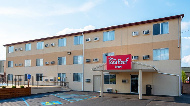 Red Roof Inn Cameron Exterior