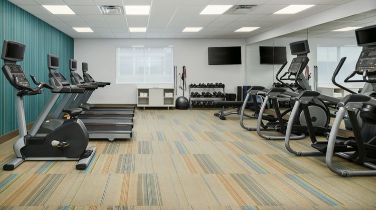 Holiday Inn Crossroads I-64 West End Health Club