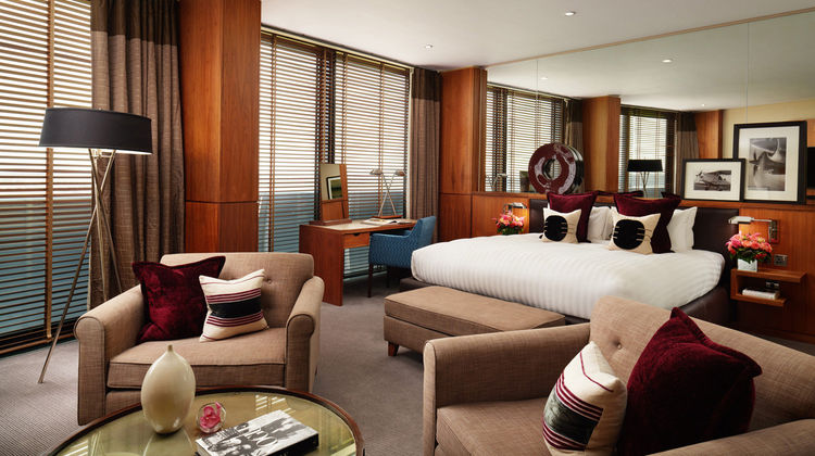 Aviator Hampshire Room