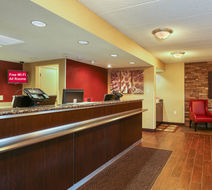 Red Roof PLUS+ Washington DC - Oxon Hill Lobby