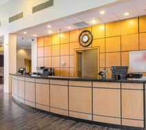 Red Roof Inn & Suites Mt Holly - McGuire Lobby