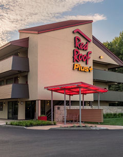 Red Roof PLUS+ Wilmington - Newark