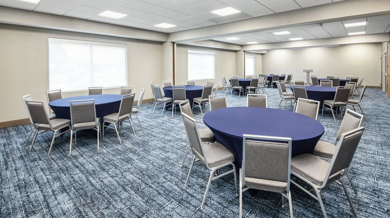 <b>Holiday Inn Crossroads I-64 West End Meeting</b>. Images powered by <a href="https://www.leonardoworldwide.com/" title="Leonardo Worldwide" target="_blank">Leonardo</a>.