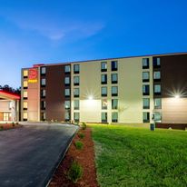 Red Roof PLUS+ Tuscaloosa - University