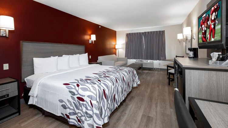 Red Roof Inn Clifton Park Room