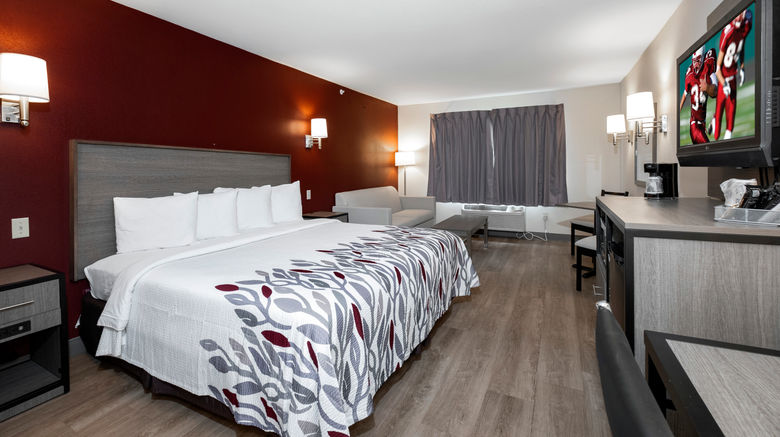<b>Red Roof Inn Clifton Park Room</b>. Images powered by <a href="https://www.leonardoworldwide.com/" title="Leonardo Worldwide" target="_blank">Leonardo</a>.