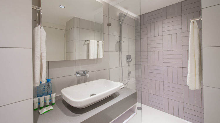 Holiday Inn Lusaka Room