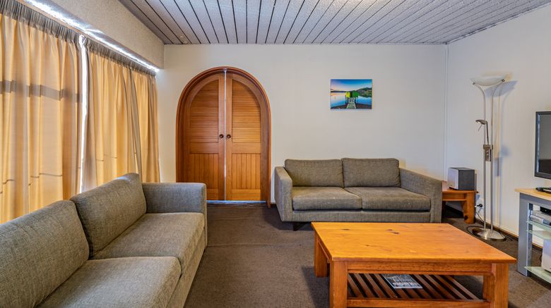 <b>Kingsgate Hotel Dunedin Room</b>. Images powered by <a href="https://www.leonardoworldwide.com/" title="Leonardo Worldwide" target="_blank">Leonardo</a>.