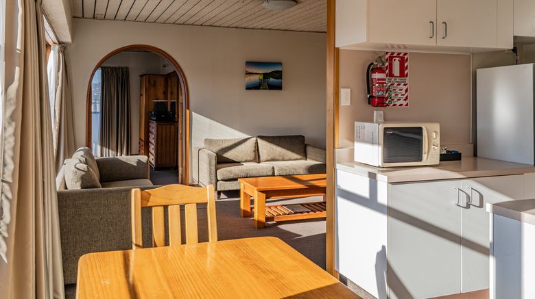 <b>Kingsgate Hotel Dunedin Room</b>. Images powered by <a href="https://www.leonardoworldwide.com/" title="Leonardo Worldwide" target="_blank">Leonardo</a>.