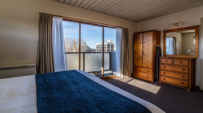 <b>Kingsgate Hotel Dunedin Suite</b>. Images powered by <a href="https://www.leonardoworldwide.com/" title="Leonardo Worldwide" target="_blank">Leonardo</a>.