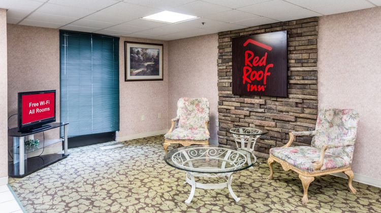 Red Roof Inn Morehead Lobby