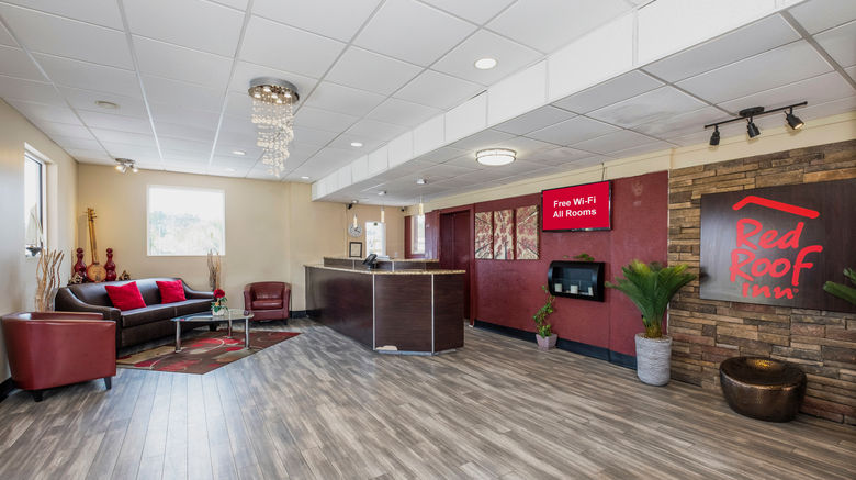 <b>Red Roof Inn Walterboro Lobby</b>. Images powered by <a href="https://www.leonardoworldwide.com/" title="Leonardo Worldwide" target="_blank">Leonardo</a>.