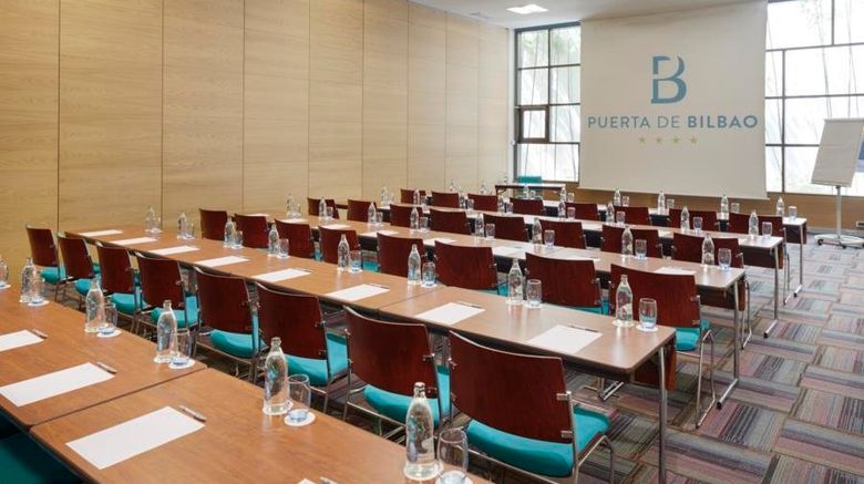 <b>Puerta de Bilbao Hotel Meeting</b>. Images powered by <a href="https://www.leonardoworldwide.com/" title="Leonardo Worldwide" target="_blank">Leonardo</a>.