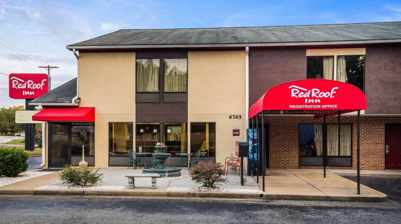 Red Roof Inn Spartanburg – I-26 Exterior. Images powered by <a href="https://www.leonardoworldwide.com" target="_blank" rel="noopener">Leonardo</a>.