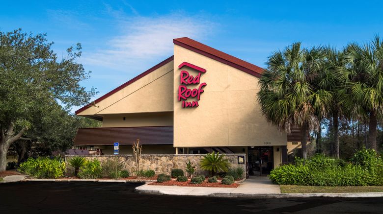 Red Roof Inn Jacksonville Airport Exterior. Images powered by <a href="https://www.leonardoworldwide.com" target="_blank" rel="noopener">Leonardo</a>.
