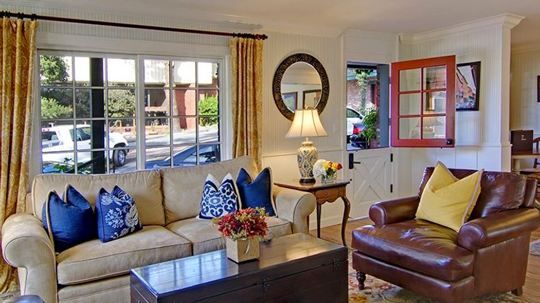 <b>Wayside Inn Lobby</b>. Images powered by <a href="https://www.leonardoworldwide.com/" title="Leonardo Worldwide" target="_blank">Leonardo</a>.