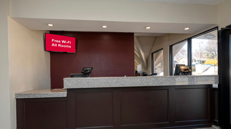 <b>Red Roof Inn Warrenton Lobby</b>. Images powered by <a href="https://www.leonardoworldwide.com/" title="Leonardo Worldwide" target="_blank">Leonardo</a>.
