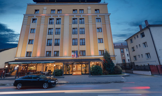 Hotel Opera Plaza Exterior