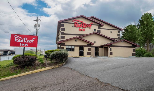 Red Roof Inn Bristol Exterior