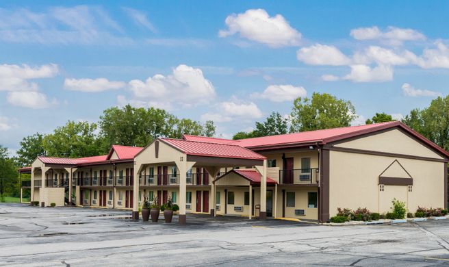 Red Roof Inn Marion, IN Exterior