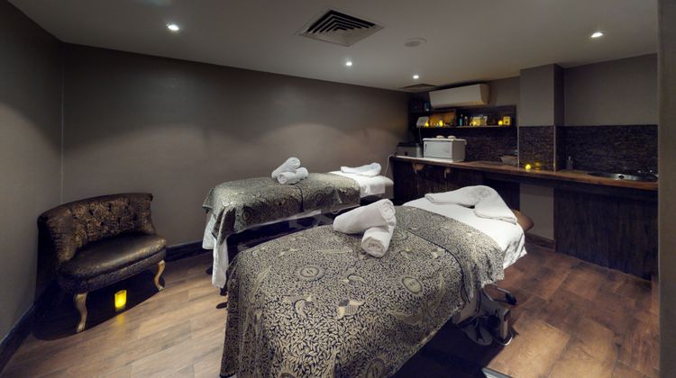 Holiday Inn London - Kensington Spa