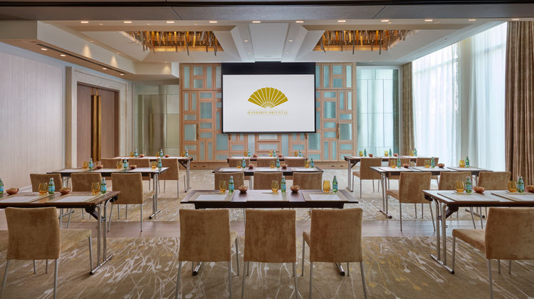 Mandarin Oriental Jumeira, Dubai Meeting