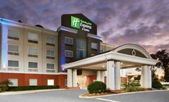 Holiday Inn Express Hotel & Suites