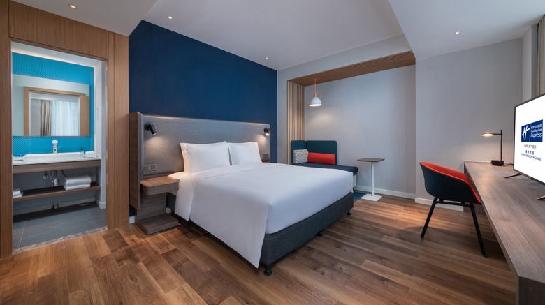 <b>Holiday Inn Express Chongqing Zhongxian Suite</b>. Images powered by <a href="https://www.leonardoworldwide.com/" title="Leonardo Worldwide" target="_blank">Leonardo</a>.