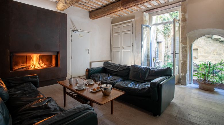 <b>Boutique Hotel Entraigues Lobby</b>. Images powered by <a href="https://www.leonardoworldwide.com/" title="Leonardo Worldwide" target="_blank">Leonardo</a>.