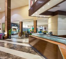 Holiday inn Riyadh-Al Qasr Lobby