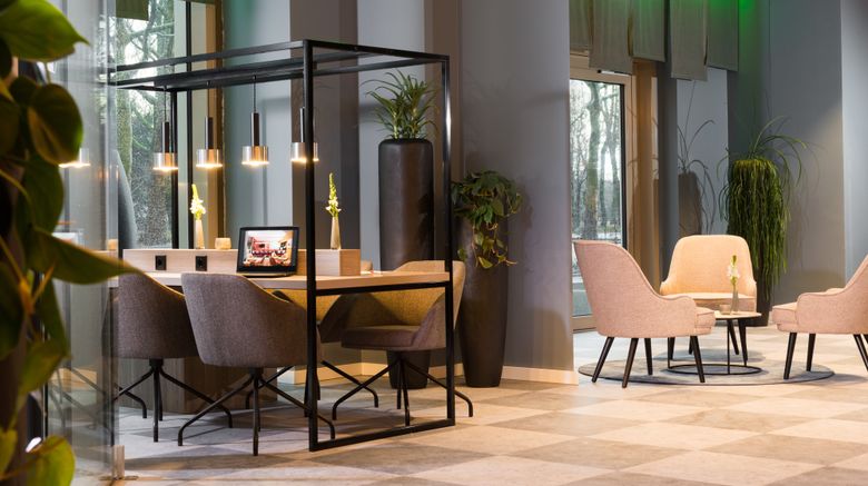 <b>Leonardo Hotel Offenbach Frankfurt Lobby</b>. Images powered by <a href="https://www.leonardoworldwide.com/" title="Leonardo Worldwide" target="_blank">Leonardo</a>.