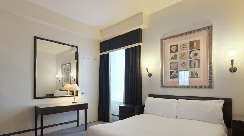 <b>Skene House Rosemount Room</b>. Images powered by <a href="https://www.leonardoworldwide.com/" title="Leonardo Worldwide" target="_blank">Leonardo</a>.
