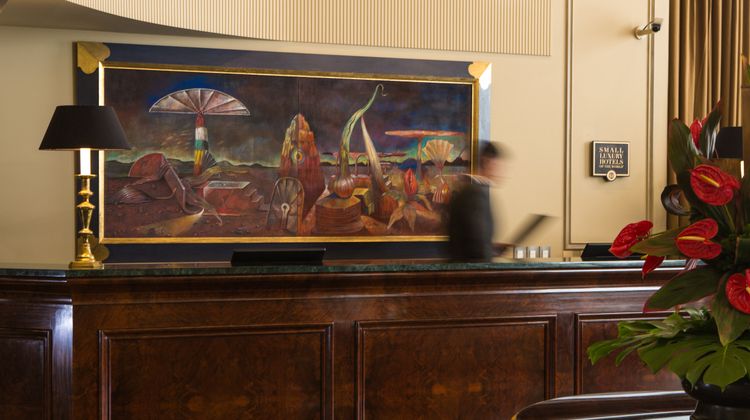 Royal Park Lima Lobby