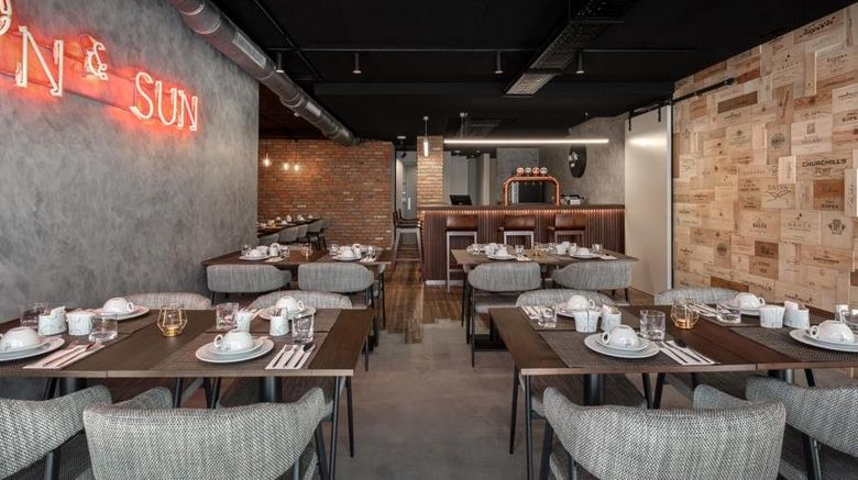 <b>Hotel Moon & Sun Braga Restaurant</b>. Images powered by <a href="https://www.leonardoworldwide.com/" title="Leonardo Worldwide" target="_blank">Leonardo</a>.