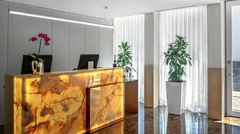 <b>Hotel Moon & Sun Braga Lobby</b>. Images powered by <a href="https://www.leonardoworldwide.com/" title="Leonardo Worldwide" target="_blank">Leonardo</a>.