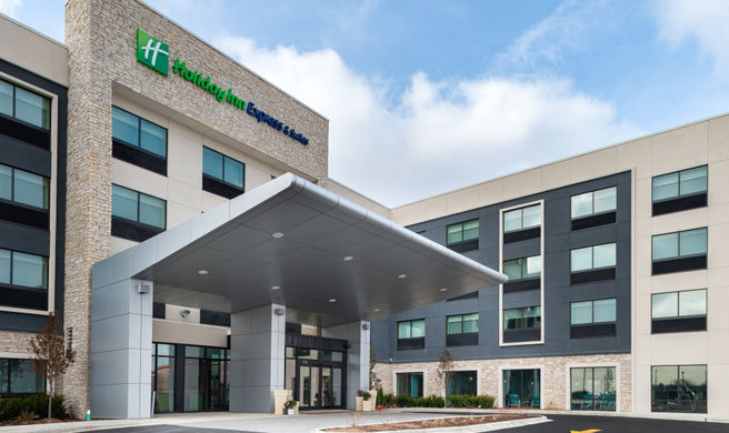 Holiday Inn Express & Suites Romeoville Exterior