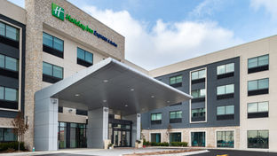 Holiday Inn Express & Suites Romeoville