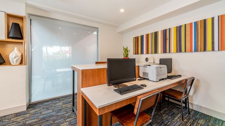 Holiday Inn Express & Suites Fremont Other