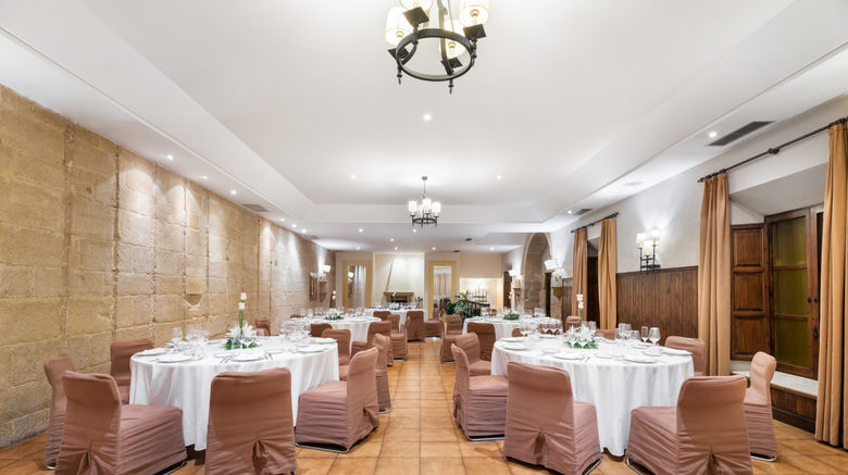 <b>Hotel Los Augustinos Meeting</b>. Images powered by <a href="https://www.leonardoworldwide.com/" title="Leonardo Worldwide" target="_blank">Leonardo</a>.