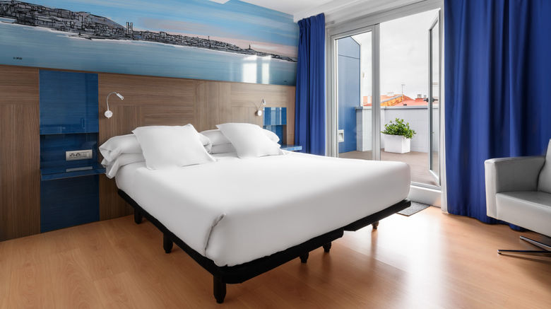 <b>Eurostars Blue Coruna Hotel Room</b>. Images powered by <a href="https://www.leonardoworldwide.com/" title="Leonardo Worldwide" target="_blank">Leonardo</a>.