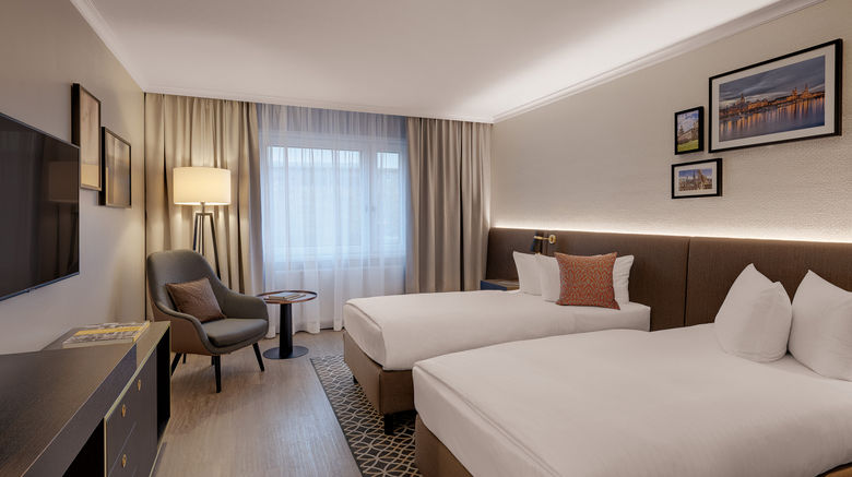 <b>Bilderberg Bellevue Dresden Room</b>. Images powered by <a href="https://www.leonardoworldwide.com/" title="Leonardo Worldwide" target="_blank">Leonardo</a>.