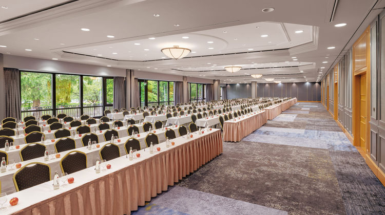 Bilderberg Bellevue Dresden Ballroom