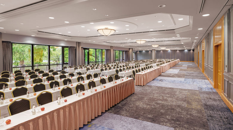 <b>Bilderberg Bellevue Dresden Ballroom</b>. Images powered by <a href="https://www.leonardoworldwide.com/" title="Leonardo Worldwide" target="_blank">Leonardo</a>.