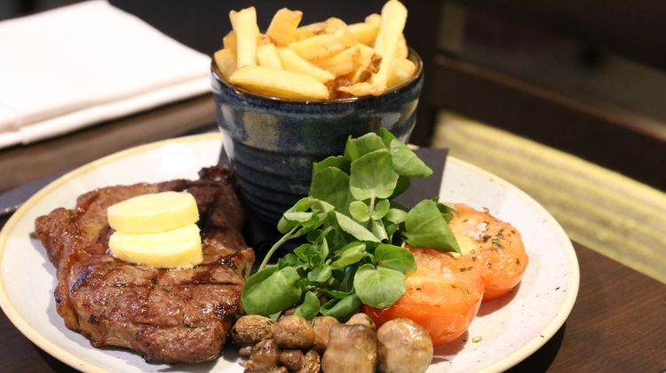 Holiday Inn London - Kensington Restaurant