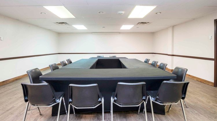 Sandman Inn Terrace Meeting