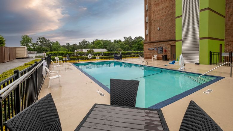 <b>Red Roof Inn & Suites Macon Recreation</b>. Images powered by <a href="https://www.leonardoworldwide.com/" title="Leonardo Worldwide" target="_blank">Leonardo</a>.