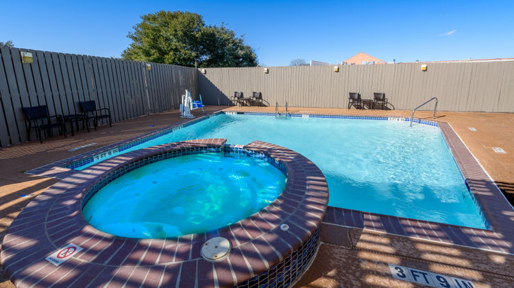 Holiday Inn Express Pool