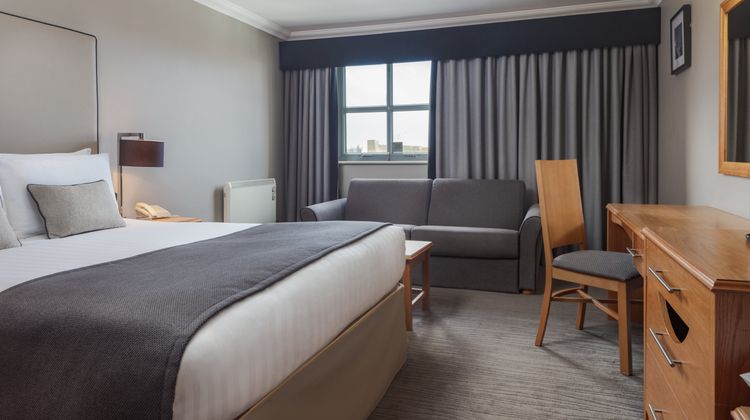 The Worcester Whitehouse Hotel Room
