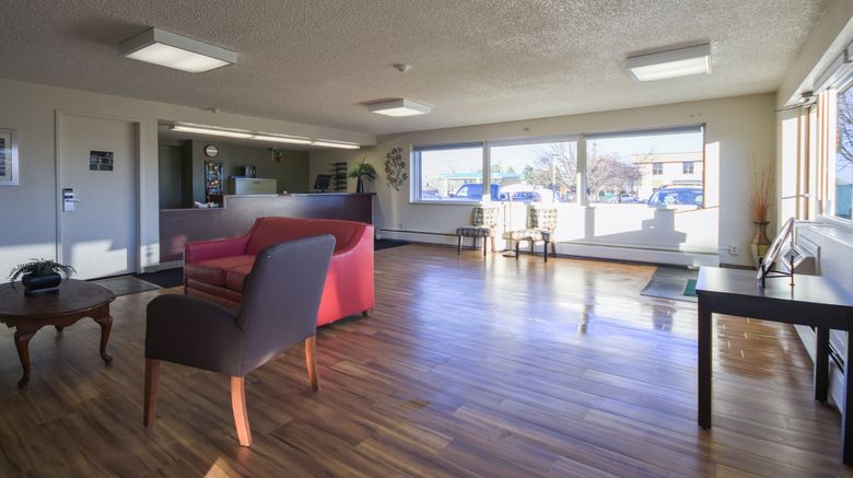 <b>HomeTowne Studios Denver - Lakewood West Lobby</b>. Images powered by <a href="https://www.leonardoworldwide.com/" title="Leonardo Worldwide" target="_blank">Leonardo</a>.